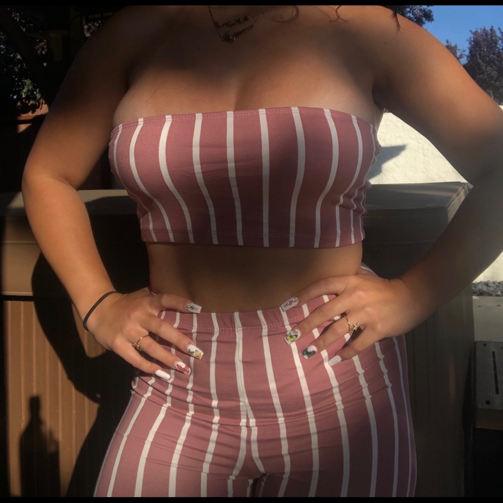 Matching Set - Picture 4 of 8
